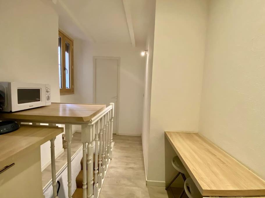 Vieux-nice 2 Pieces En Duplex Appartement *